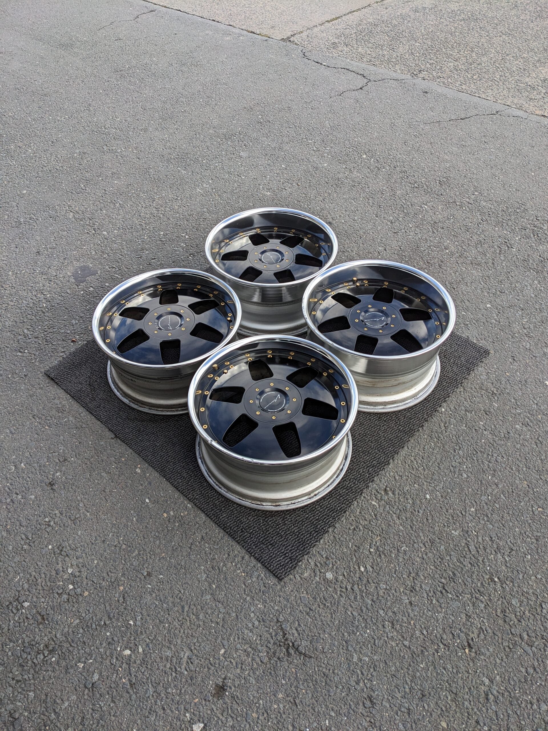 SSR VIENNA KREIS - JDM Distro - Buy JDM Wheels, Engines and Parts