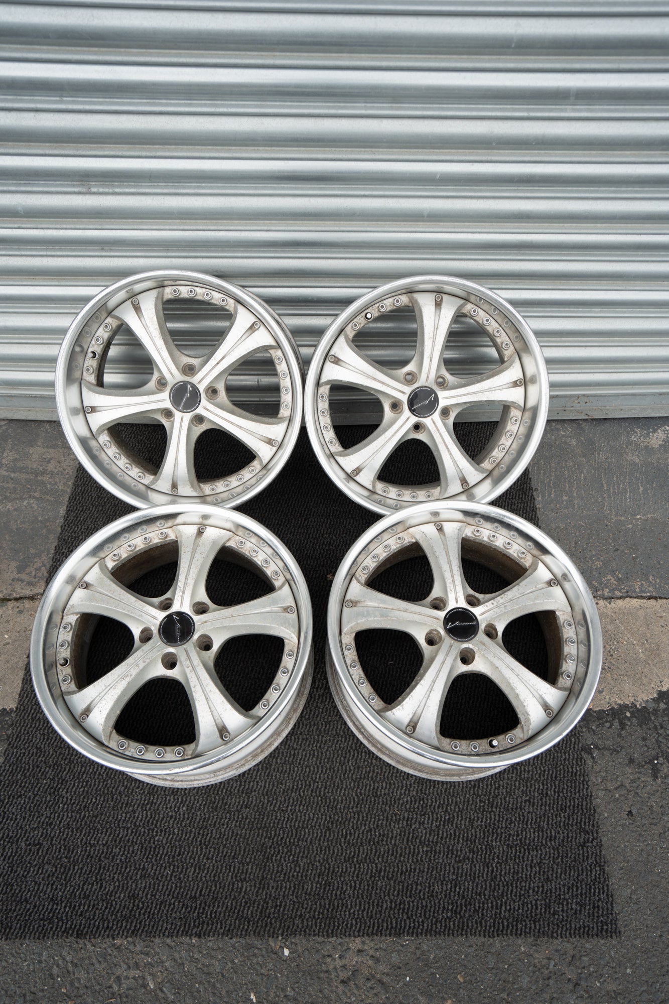 SSR VIENNA COURAGE - JDM Distro - Buy JDM Wheels, Engines and