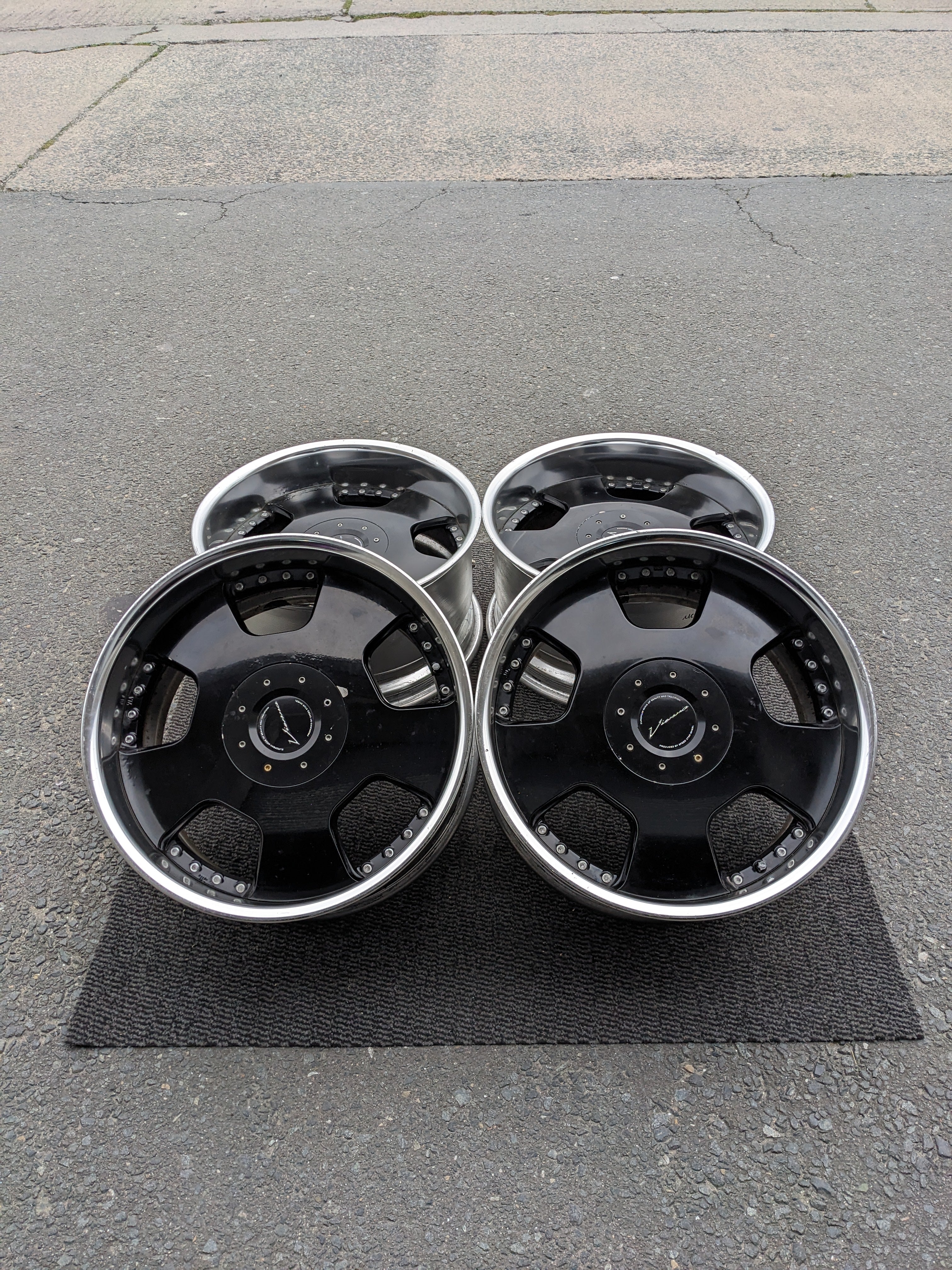 SSR VIENNA DISH - JDM Distro - Buy JDM Wheels, Engines and Parts