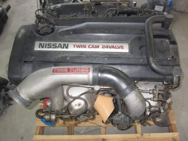 NISSAN SKYLINE GTR RB26DETT ENGINE
