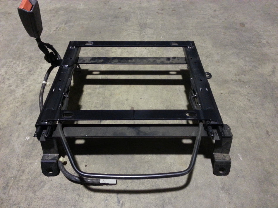 HONDA ACCORD CF 3 4 5 SEAT RAIL, LHS BOTTOM MOUNT, BRIDE