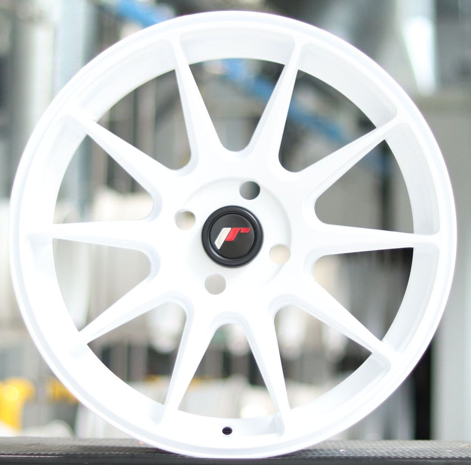 Japan Racing JR Wheels Showroom 17x8.25 ET  White