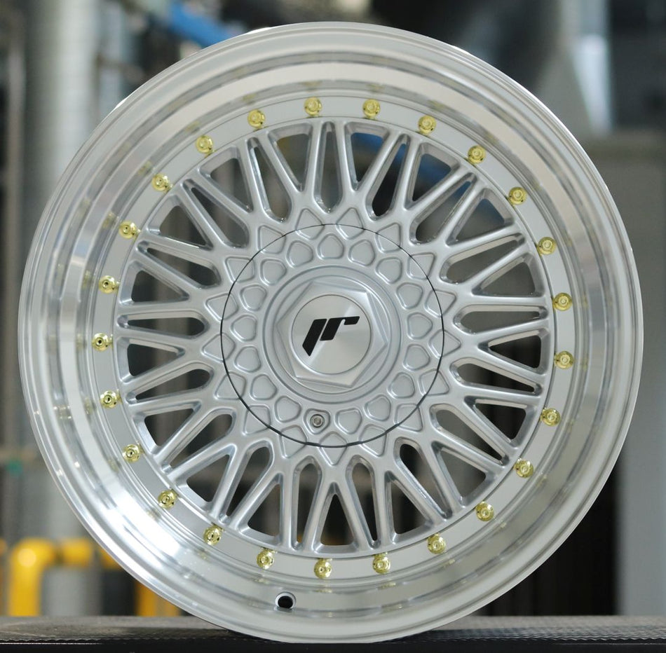 Japan Racing JR Wheels Showroom 17x8.5 ET  Silver