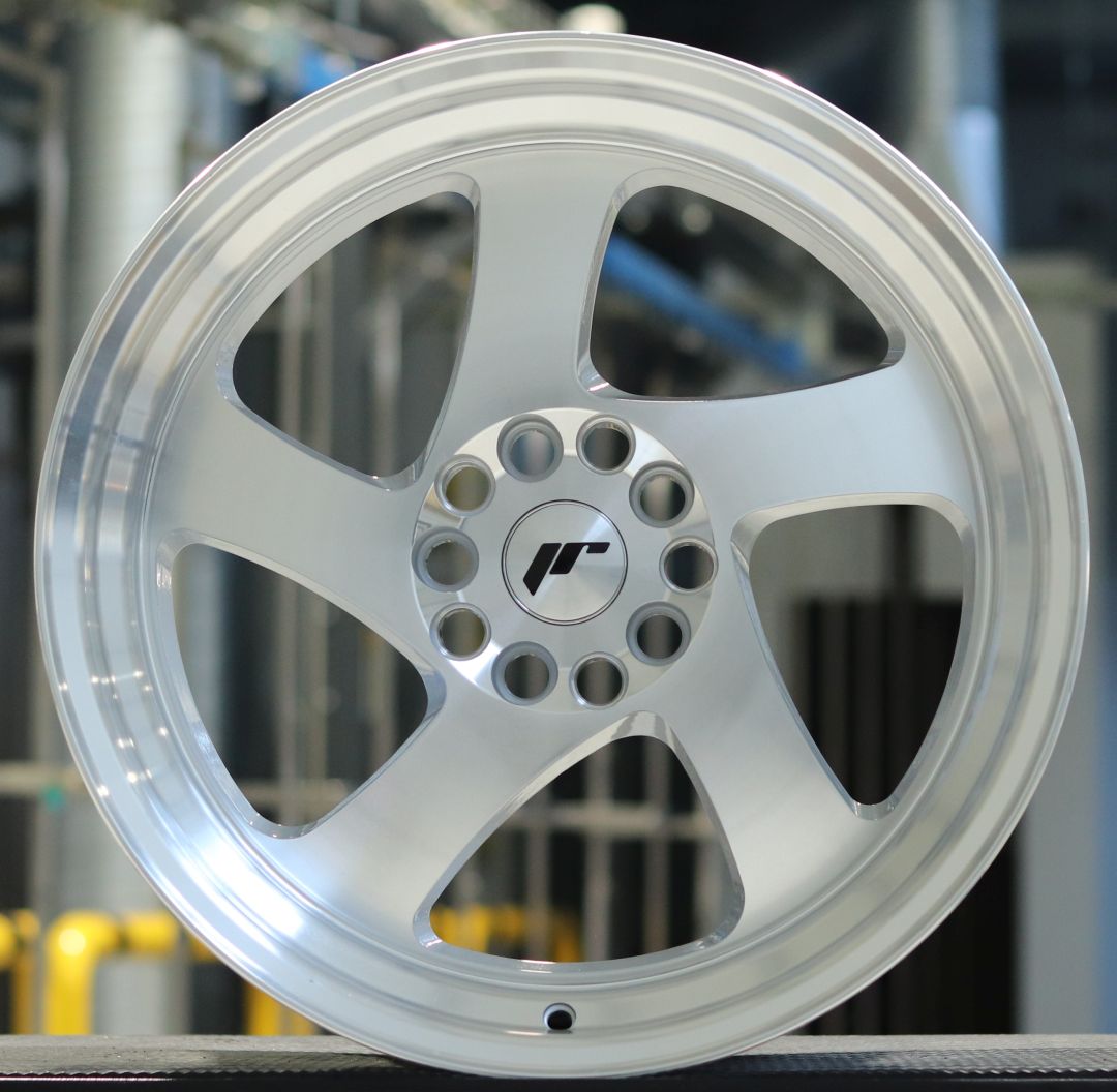 Japan Racing JR Wheels Showroom 18x9.5 ET  Silver