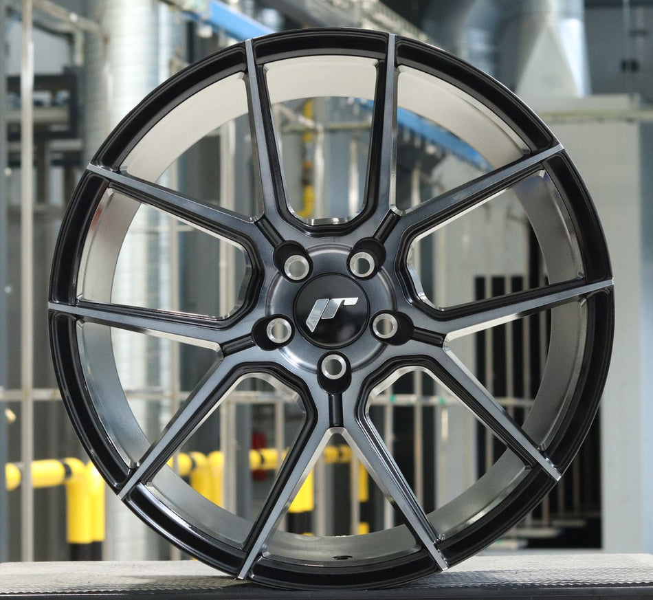 Japan Racing JR Wheels Showroom 18x8.5 ET  Black