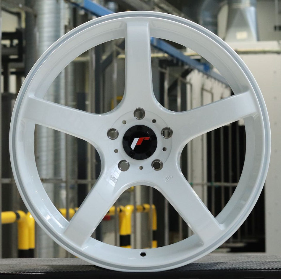 Japan Racing JR Wheels Showroom 18x8.5 ET  White