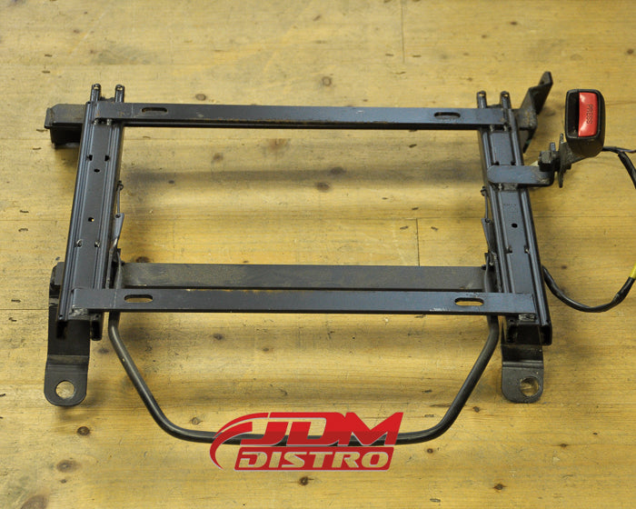 SUBARU LEGACY BH5 BE5 & OUTBACK SEAT RAIL, RHS BOTTOM MOUNT, BRIDE