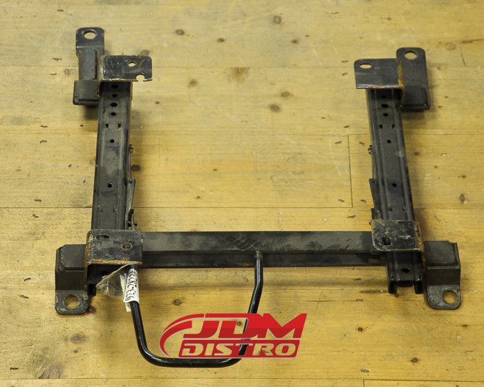 HONDA S2000 SEAT RAIL, RHS BOTTOM MOUNT, BRIDE