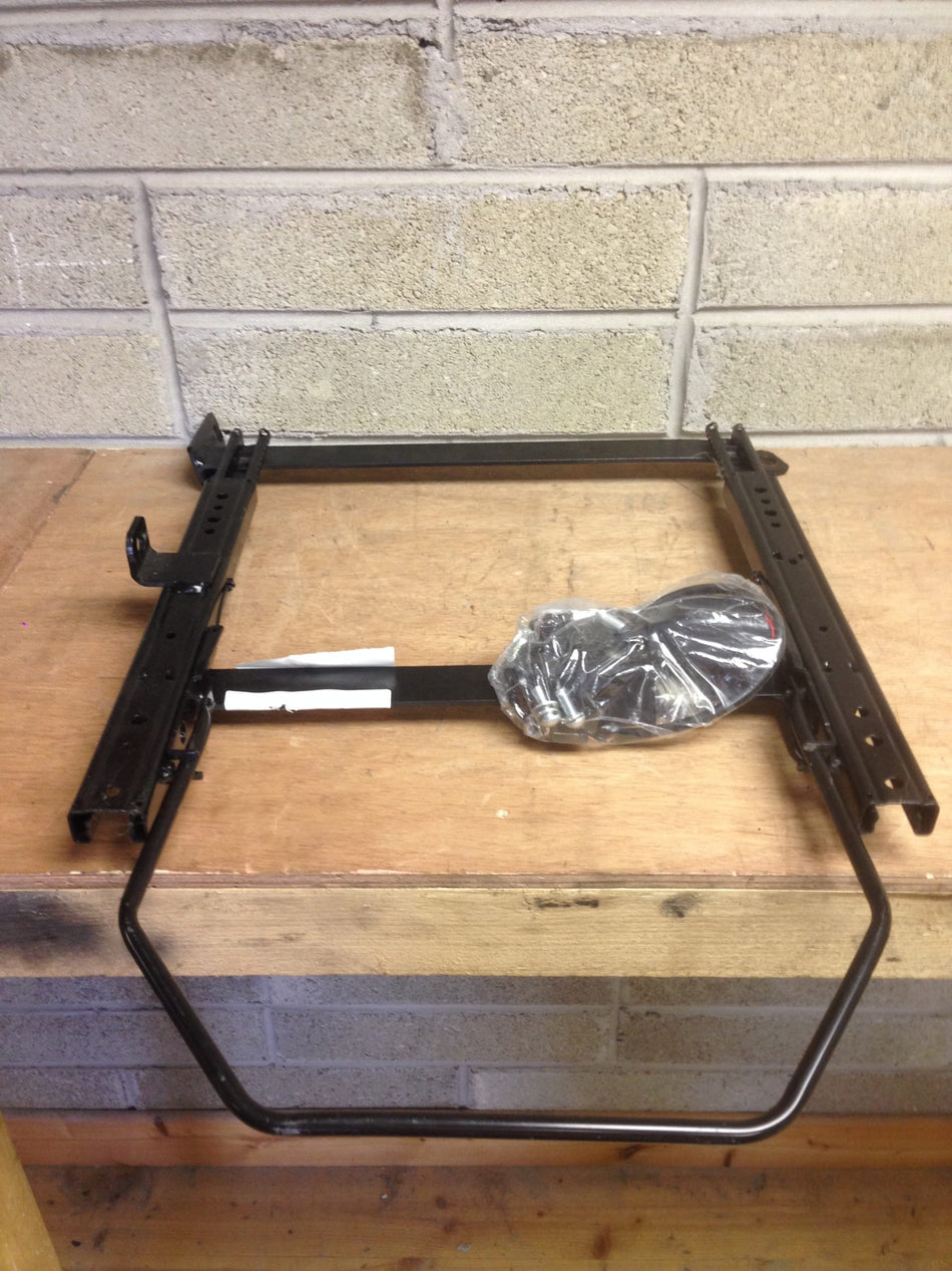 TOYOTA ZZT CELICA BRIDE BOTTOM MOUNT RAIL LEFT SIDE