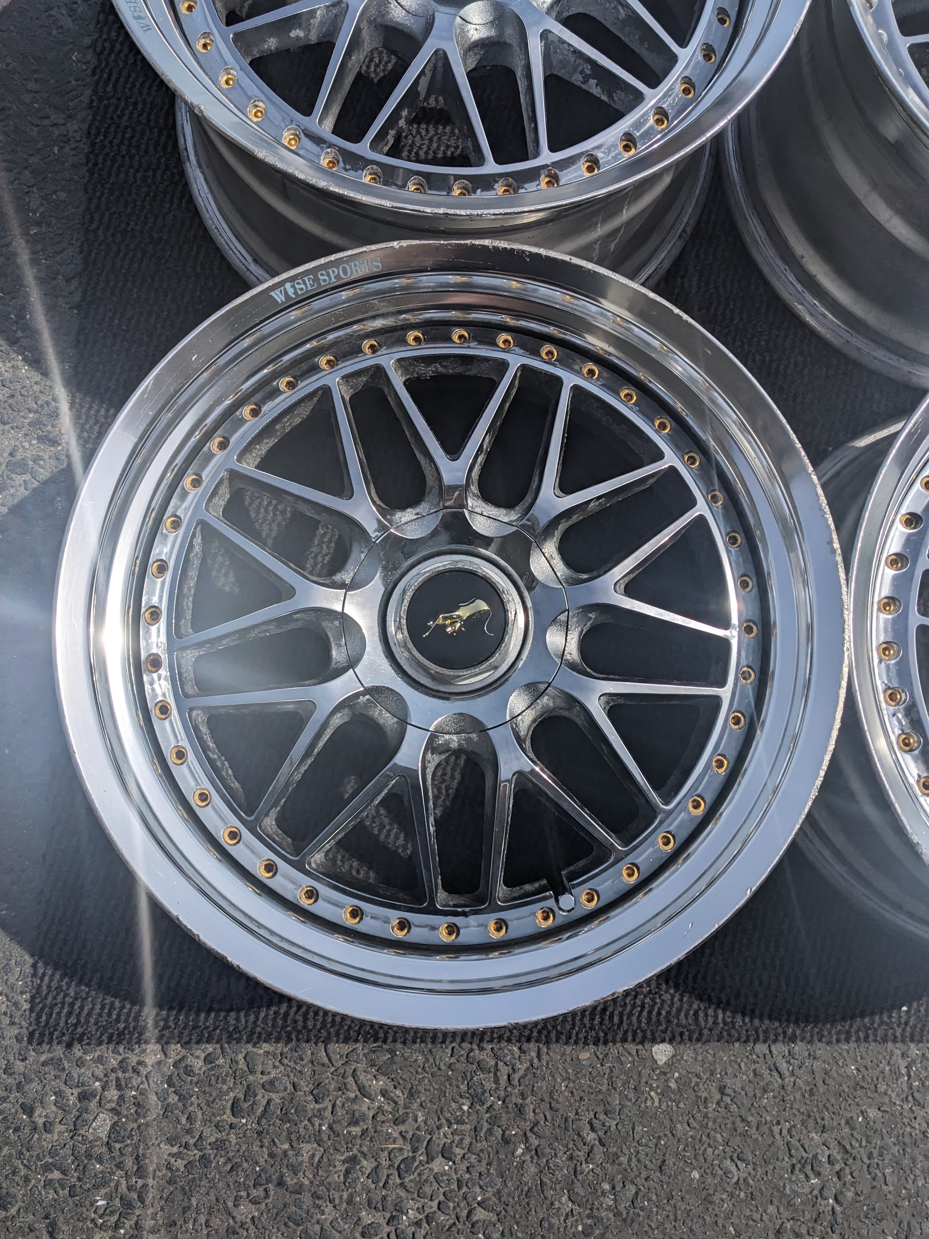 DESMOND WISE SPORT MESH CHROME - JDM Distro - Buy JDM Wheels