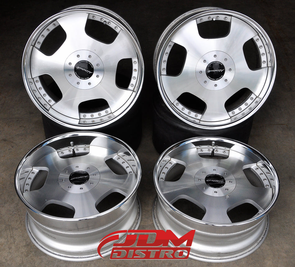 RIVERSIDE ALTSTADT DISH