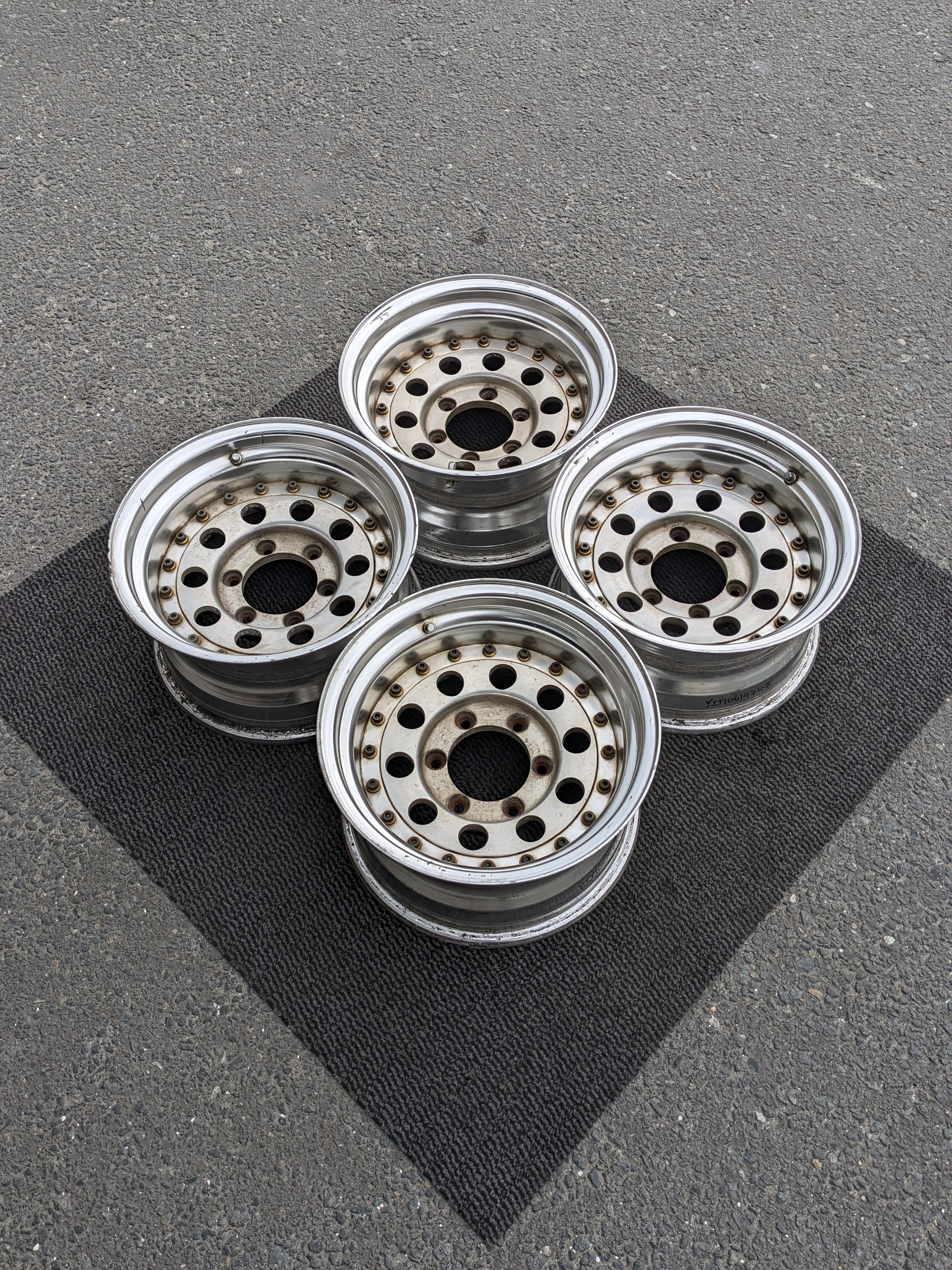 DUNLOP T-E 4x4 - JDM Distro - Buy JDM Wheels, Engines and Parts