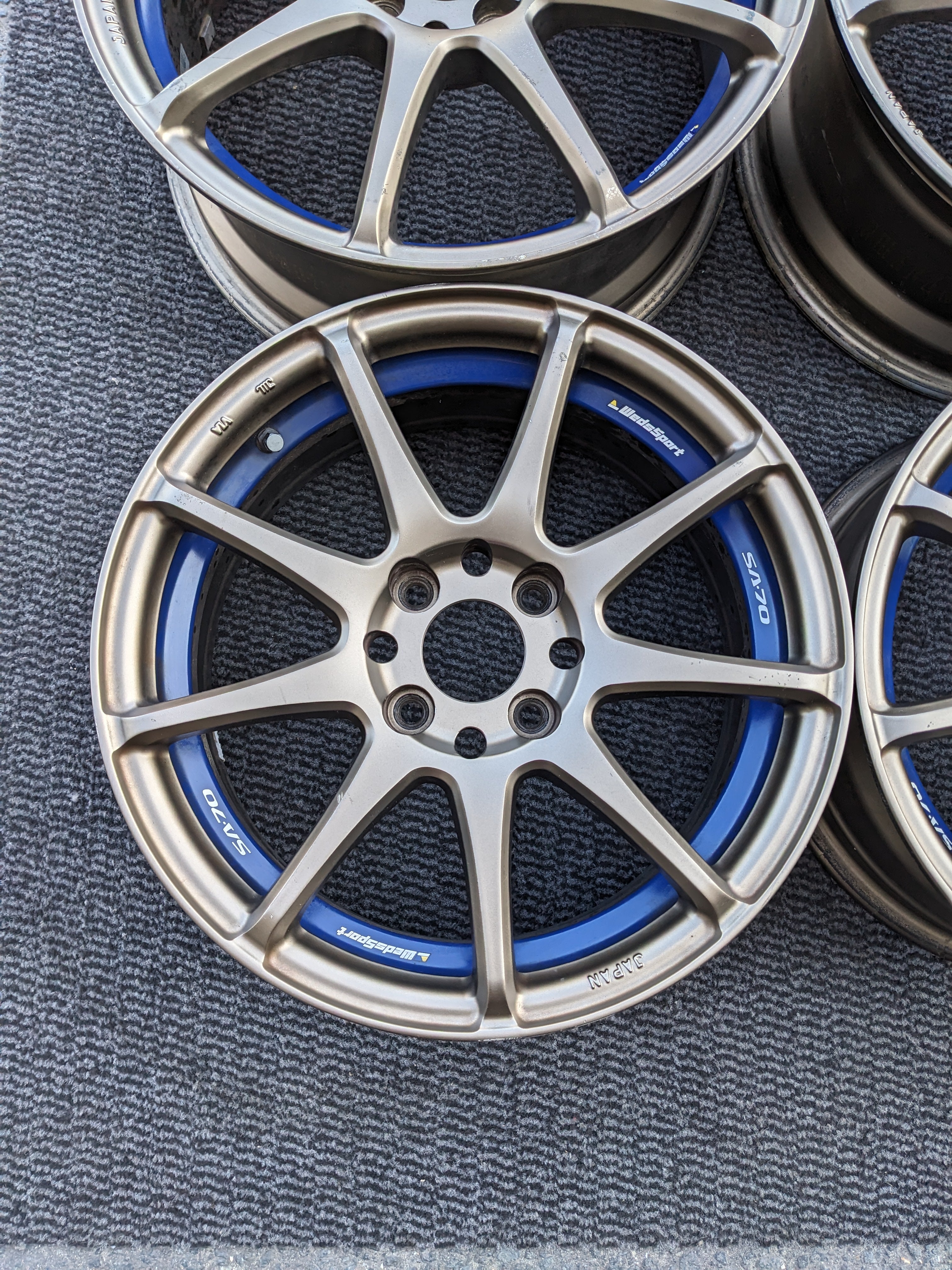 青*木様 WedsSport SA-70 17インチ タイヤ付き 青*木様 WedsSport SA-70 17インチ タイヤ付き 青*木様 WedsSport SA