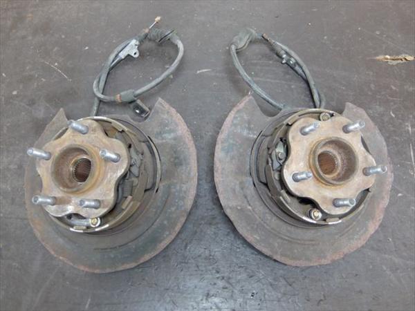 NISSAN SKYLINE R32 GTR REAR HUBS