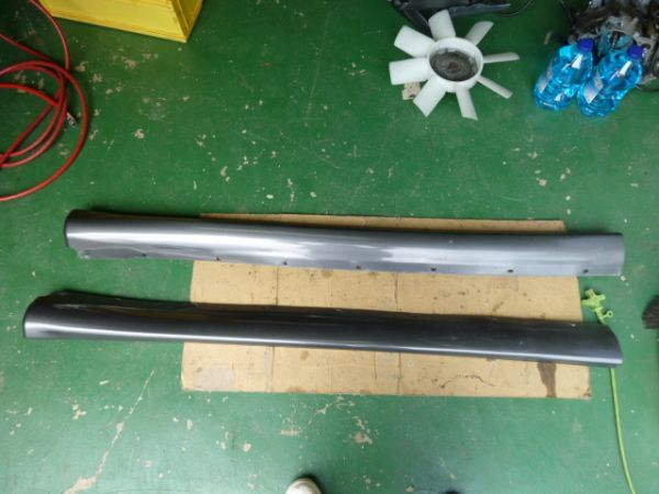 NISSAN SKYLINE R32 GTR - OEM SIDE SKIRTS