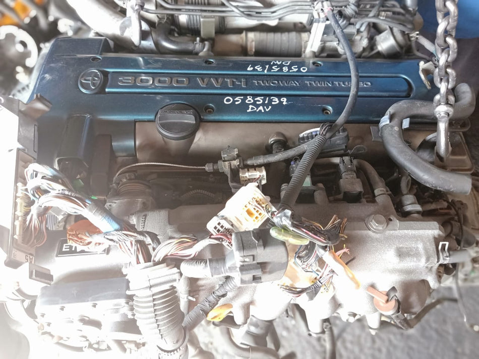 TOYOTA SUPRA JZA80 ARISTO JZS161 2JZGTE VVTI ENGINE