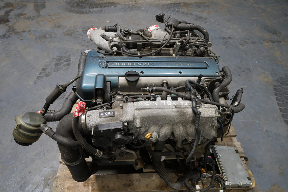 TOYOTA SUPRA JZA80 ARISTO JZS161 2JZGTE VVTI ENGINE