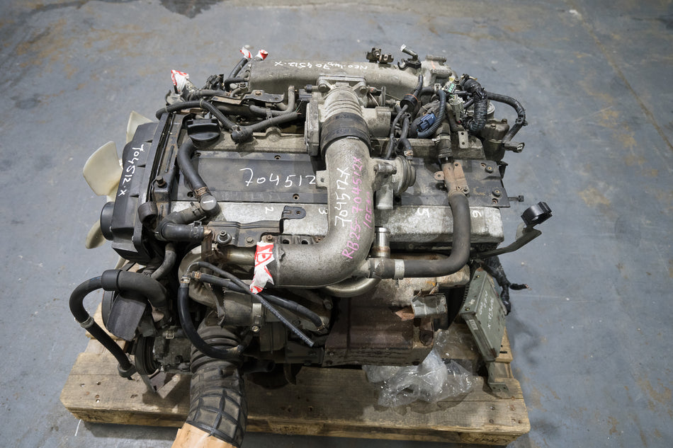 NISSAN SKYLINE R34 / STAGEA WGC34 RB25DET NEO ENGINE