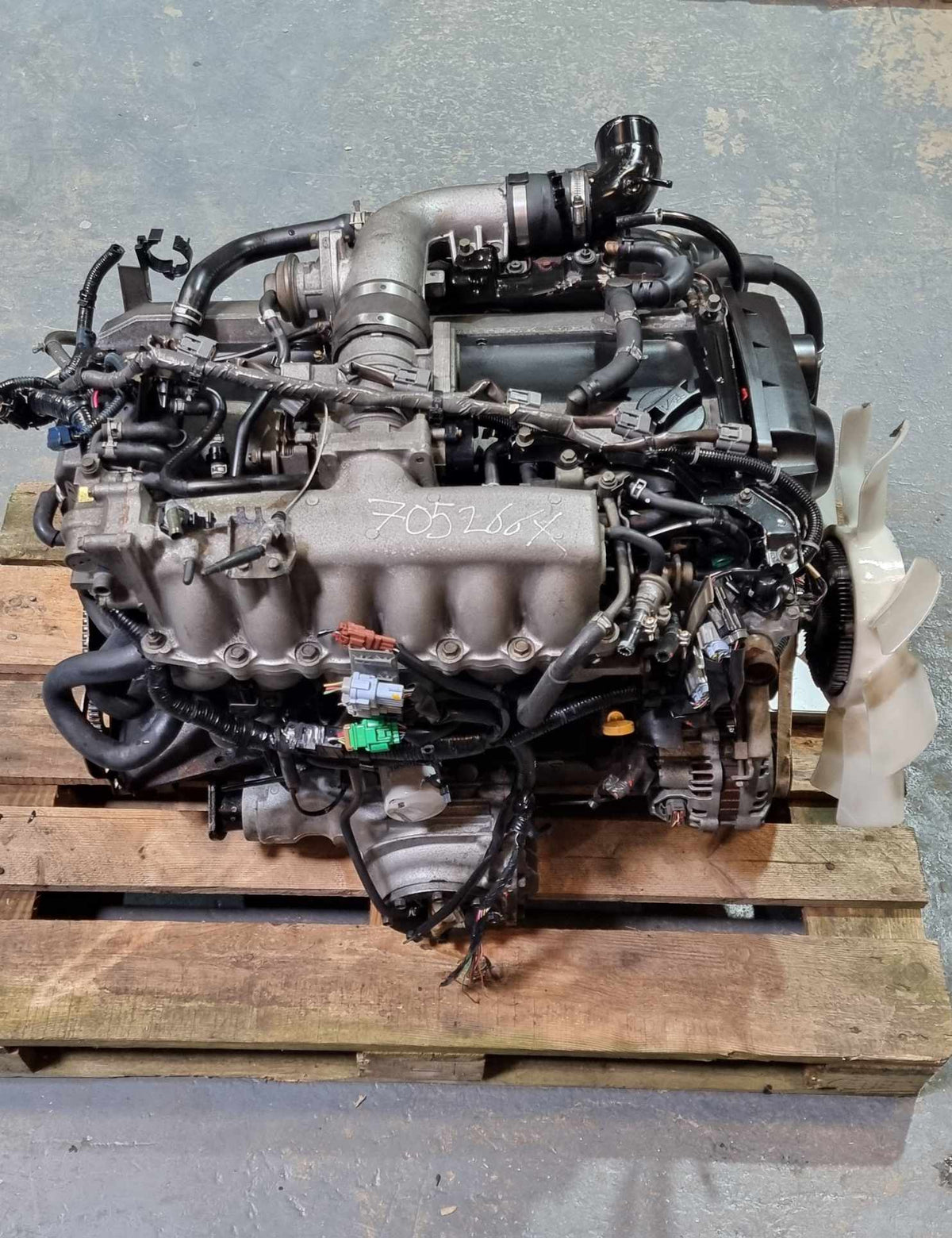 NISSAN SKYLINE R34 / STAGEA WGC34 RB25DET NEO ENGINE - JDM Distro - Buy ...