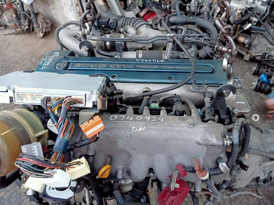 TOYOTA SUPRA JZA80 ARISTO JZS161 2JZGTE VVTI ENGINE