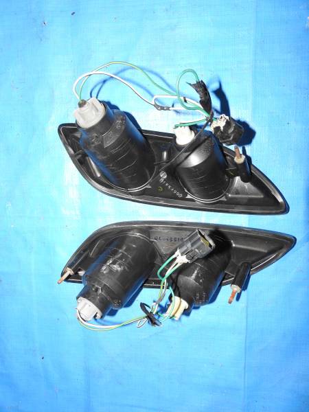 MAZDA RX7 99 SPEC FRONT BUMPER LIGHTS