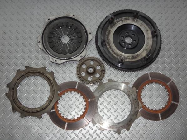 HKS TWIN PLATE CLUTCH NISSAN SKYLINE