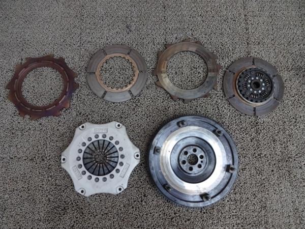 HKS TWIN PLATE CLUTCH NISSAN SKYLINE