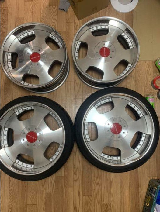 RIVERSIDE ALTSTADT DISH