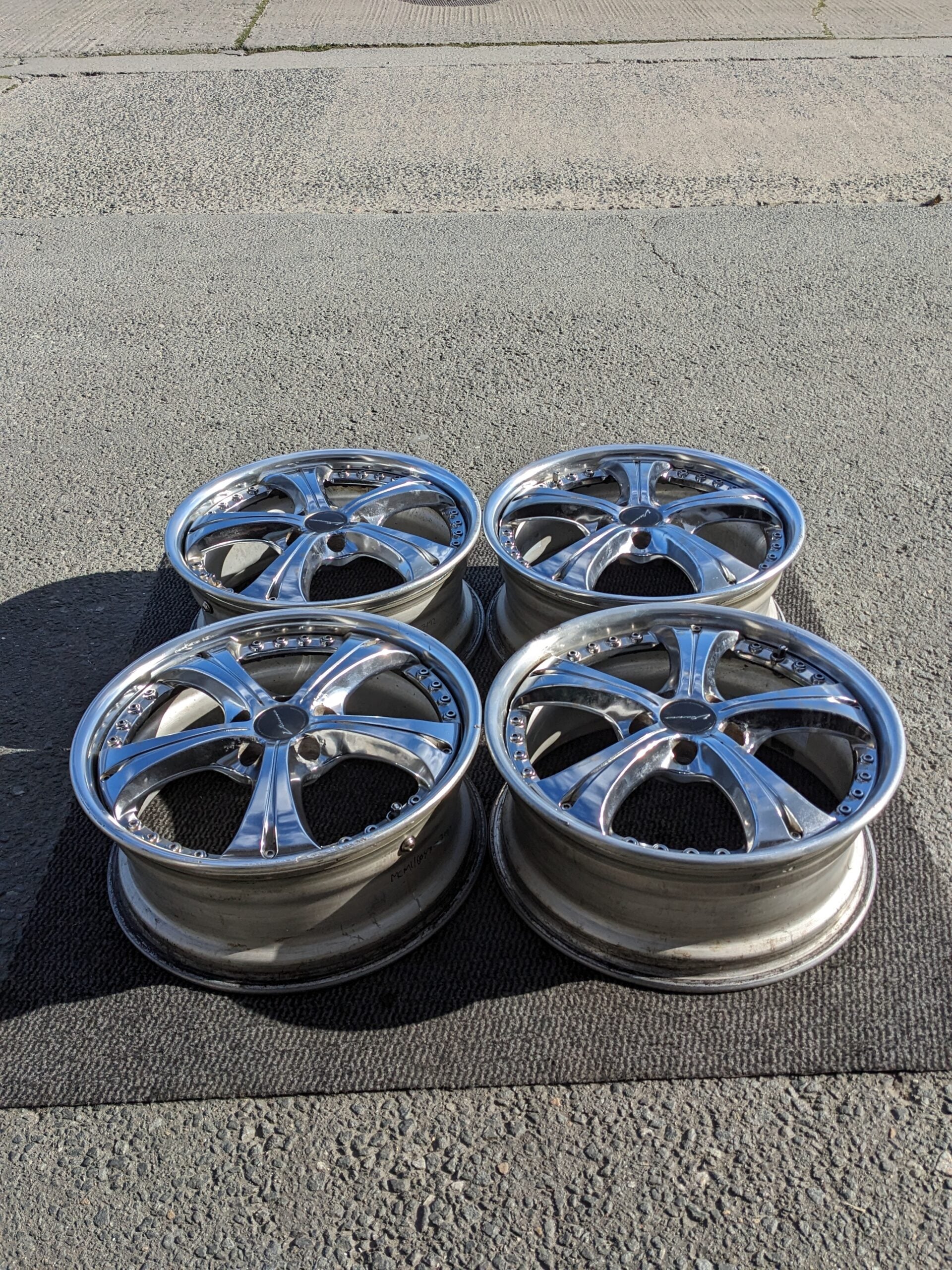 SSR VIENNA COURAGE CHROME - JDM Distro - Buy JDM Wheels, Engines