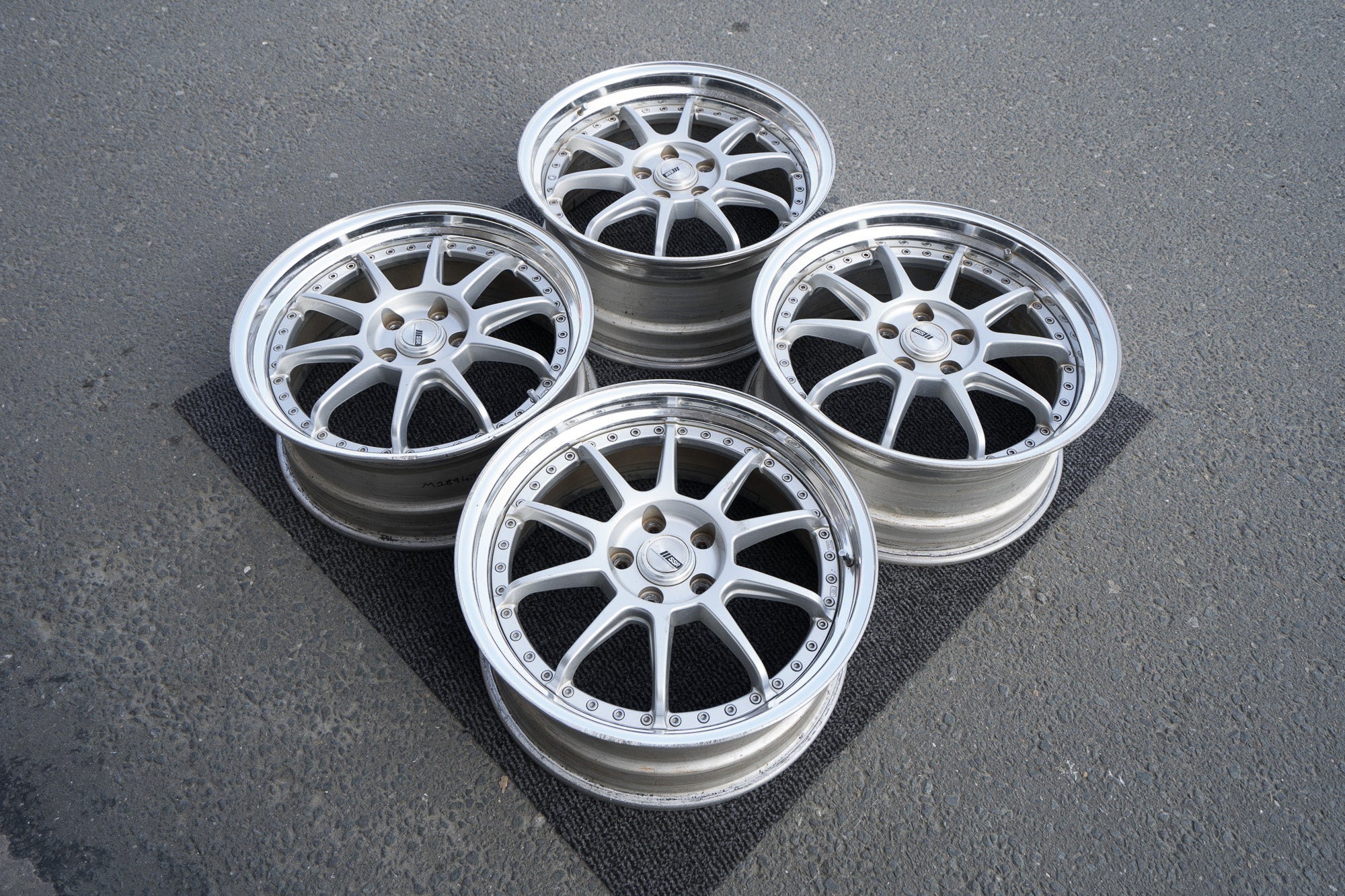 SSR PROFESSOR SP3 - JDM Distro - Buy JDM Wheels, Engines and Parts