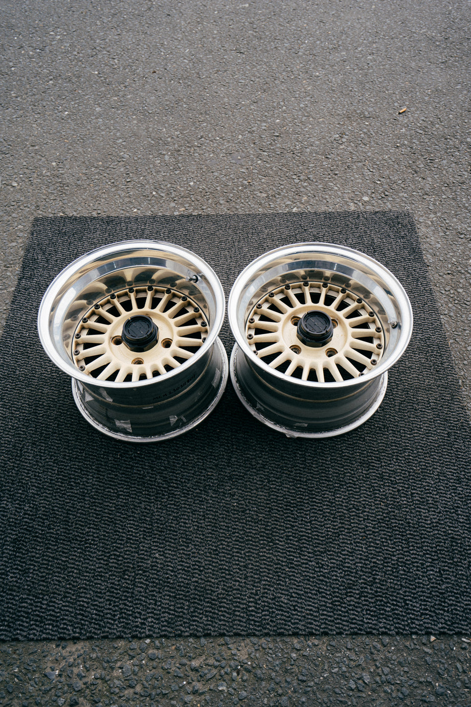 RAYS VOLK RACING ARTISAN SPIRIT FIN PAIR