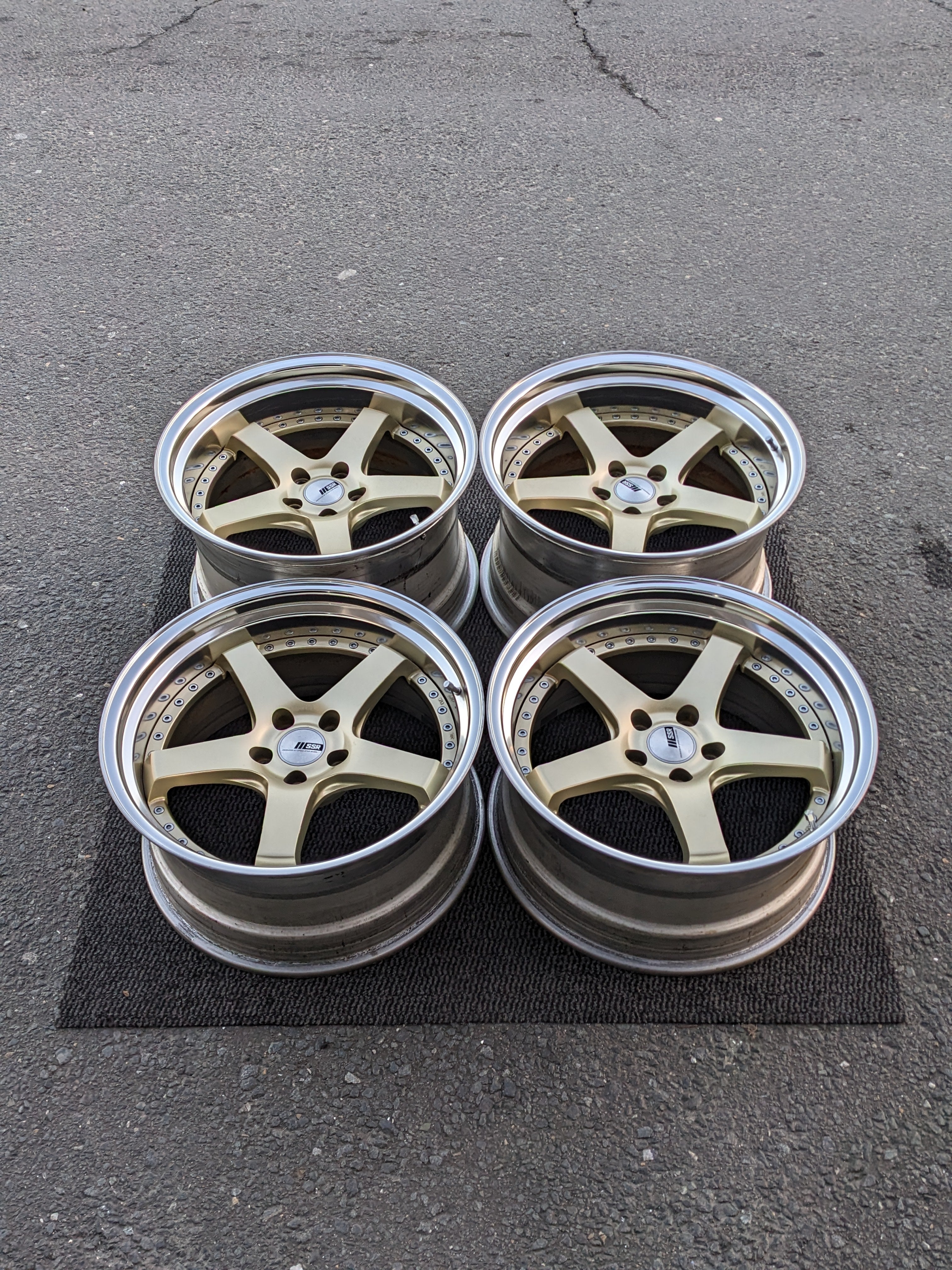 SSR PROFESSOR SP4 - JDM Distro - Buy JDM Wheels, Engines and Parts