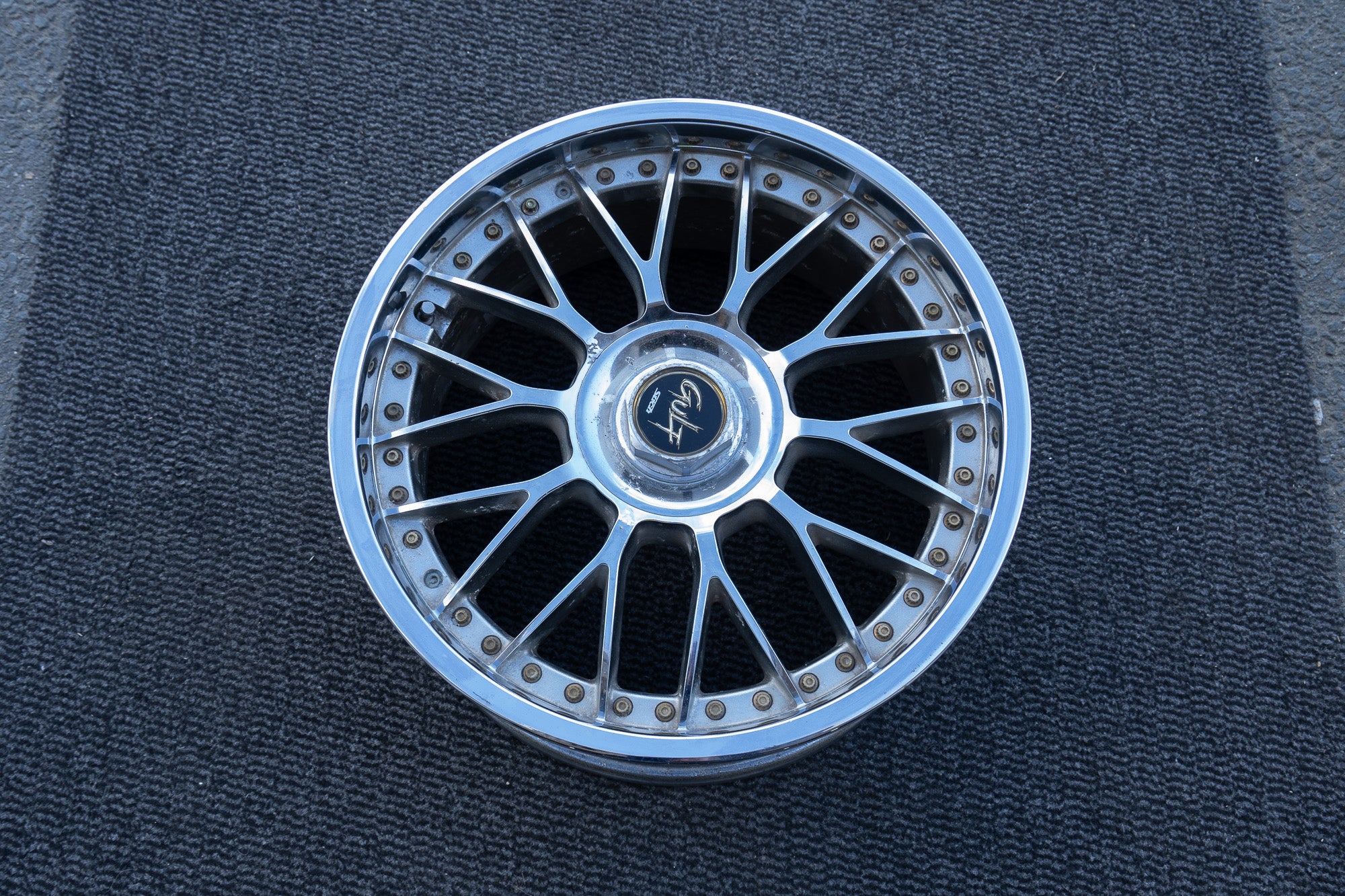 STICH GULF MESH - JDM Distro - Buy JDM Wheels, Engines and Parts