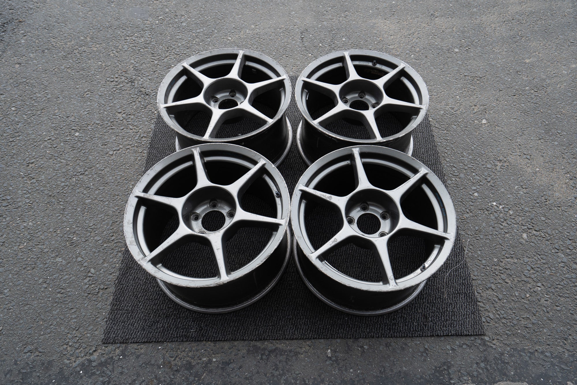 BUDDYCLUB P1 RACING G1 - JDM Distro - Buy JDM Wheels, Engines and