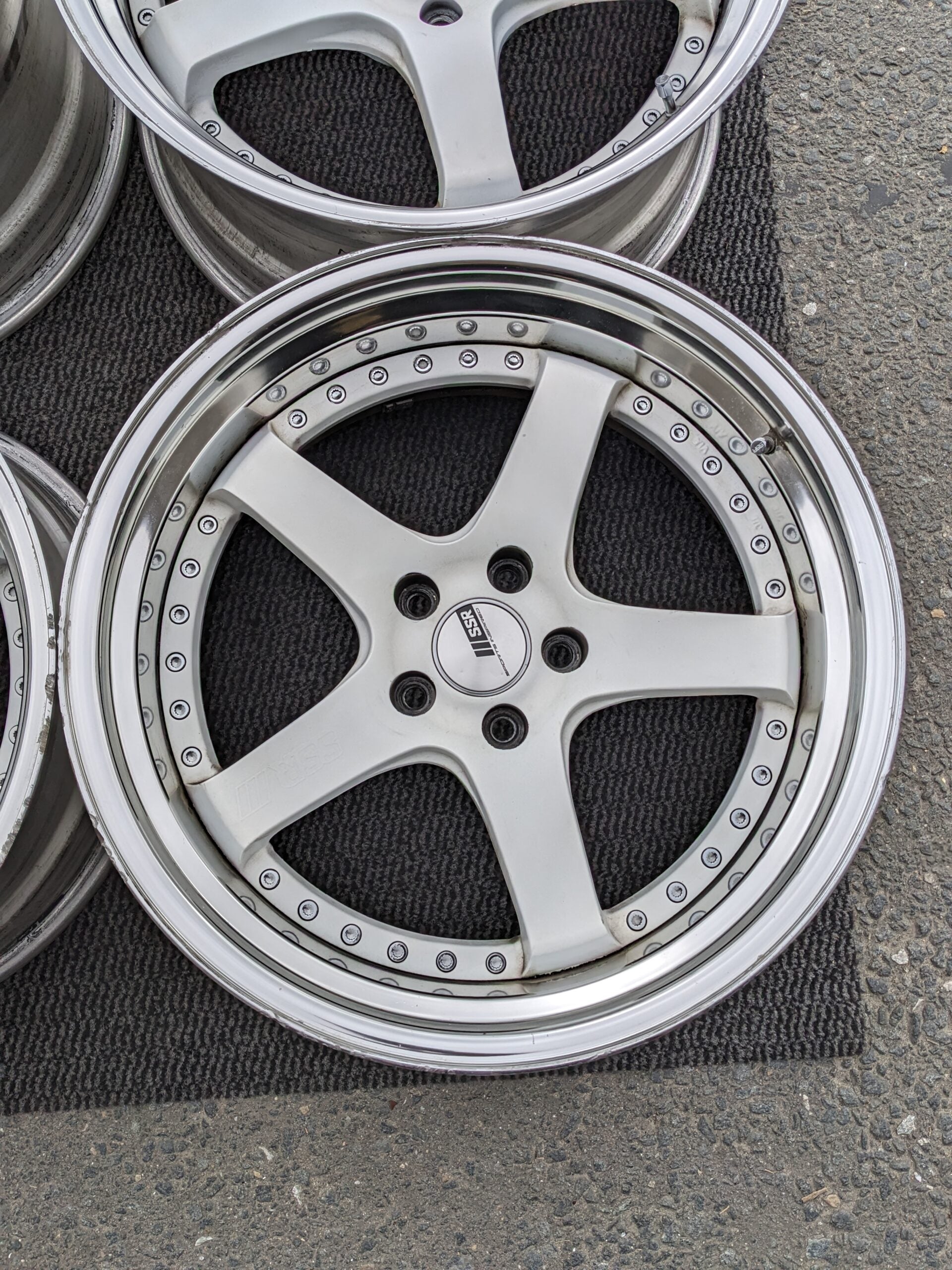 SSR PROFESSOR SP4 - JDM Distro - Buy JDM Wheels, Engines and Parts