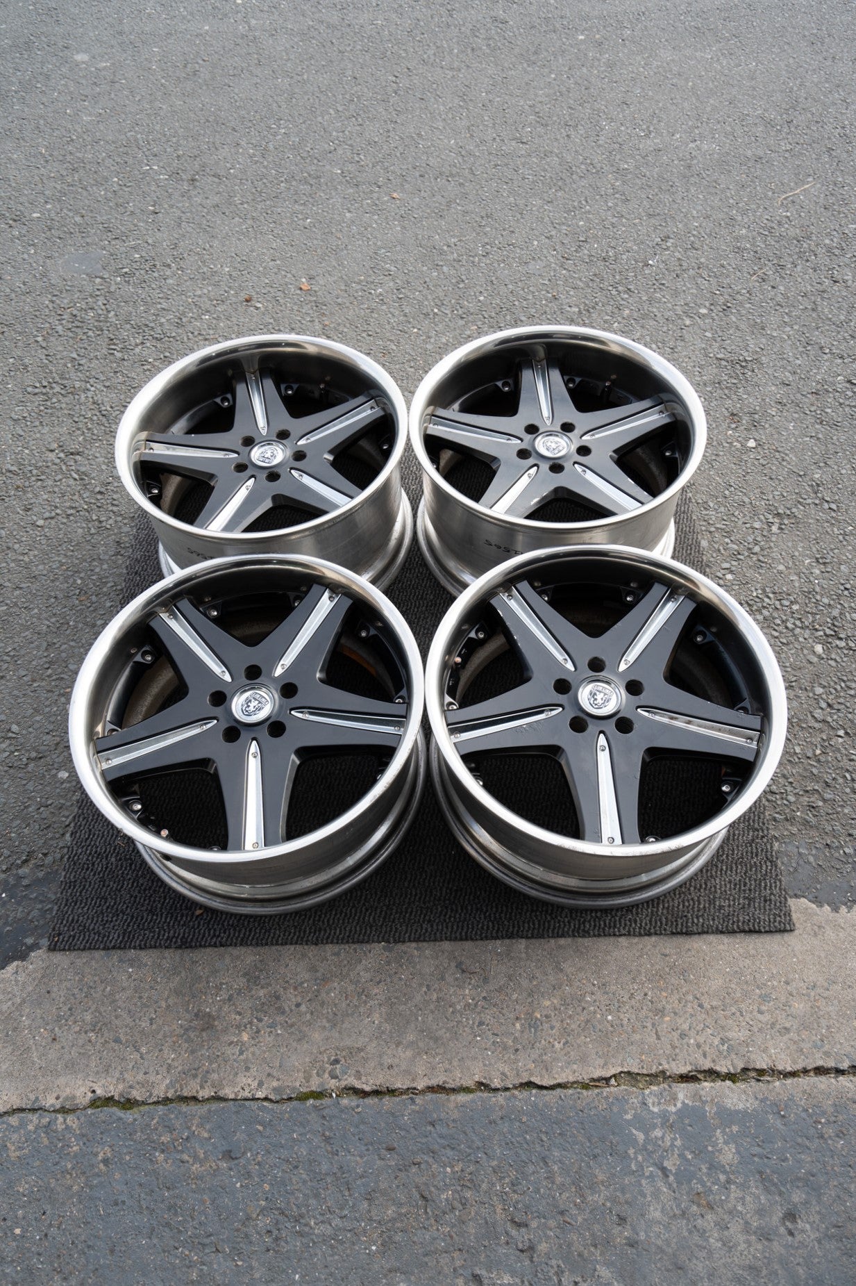CRIMSON CLUB LINEA L450 - JDM Distro - Buy JDM Wheels, Engines and