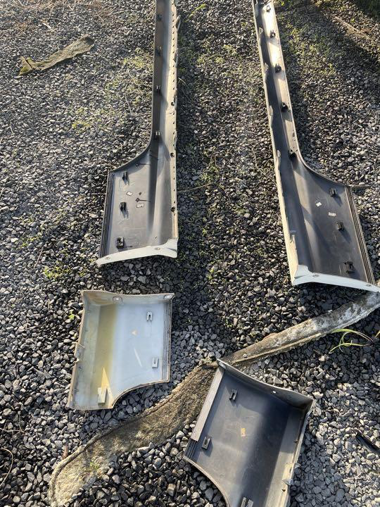 NISSAN SILVIA S15 SPEC-R GENUINE AERO SIDE SKIRTS