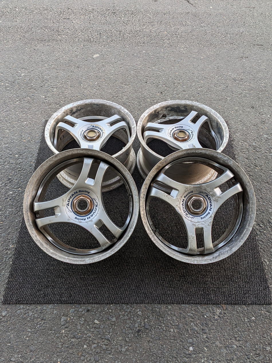 YOKOHAMA SUPER ADVAN RACING SA3R