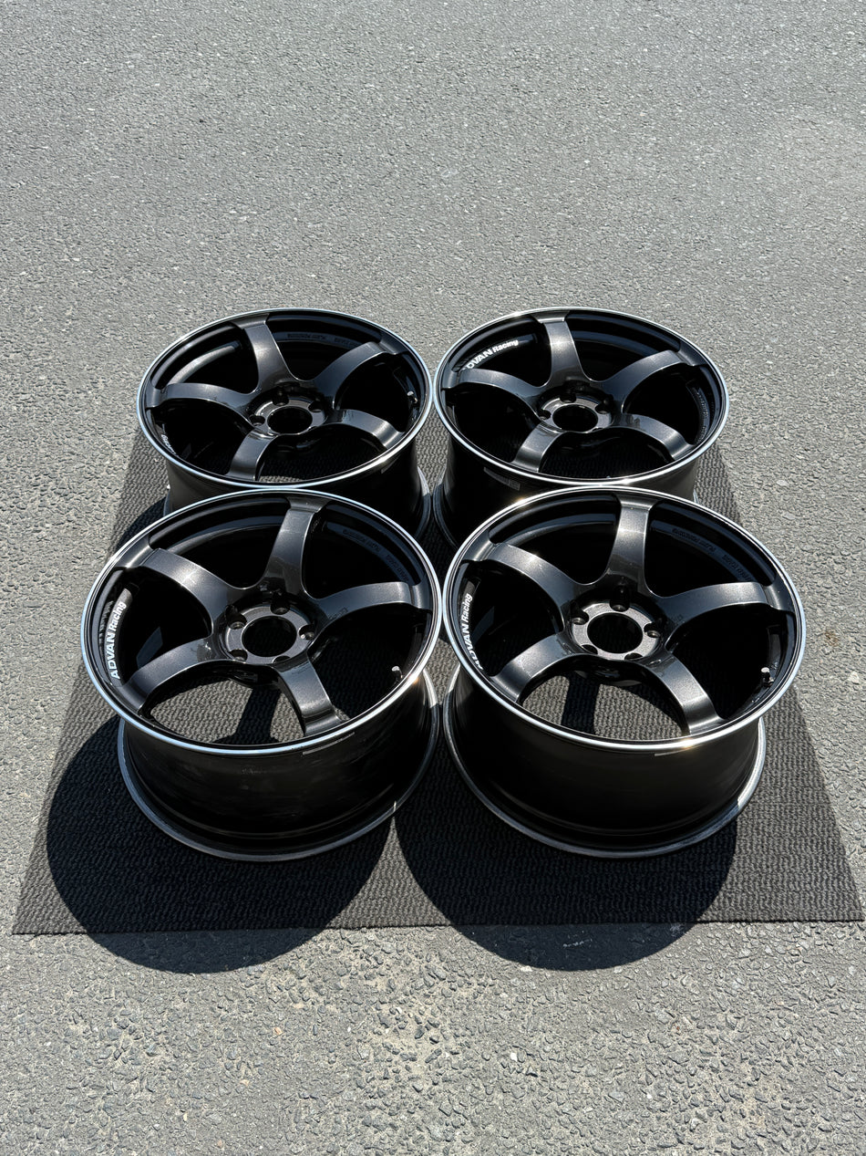 YOKOHAMA ADVAN RACING TC-4