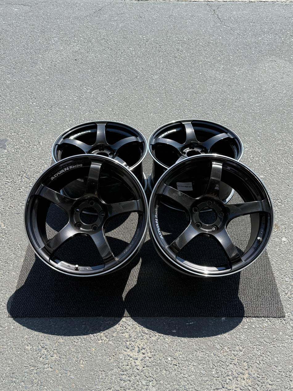 YOKOHAMA ADVAN RACING TC-4