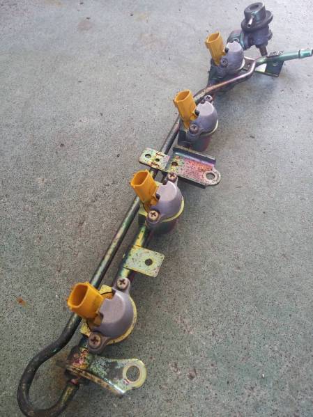 NISMO 550CC SR20DET INJECTORS & FUEL RAIL