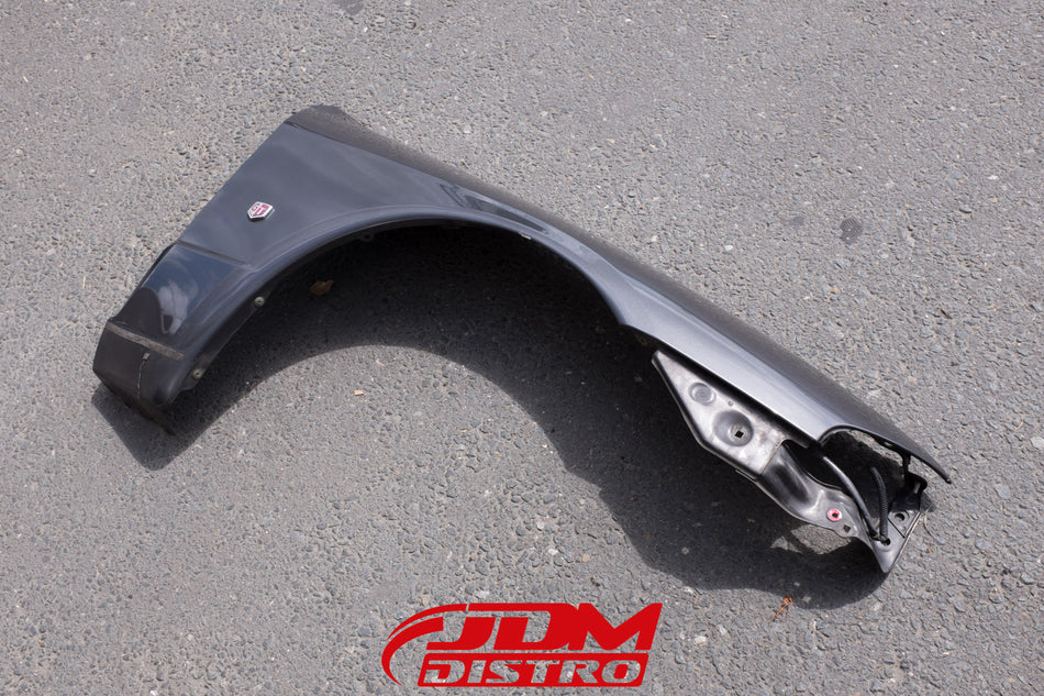 NISSAN SKYLINE R32 GTR RIGHT FRONT FENDER