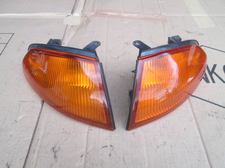 NISSAN SKYLINE R32 GTR AMBER CORNER INDICATOR LIGHTS