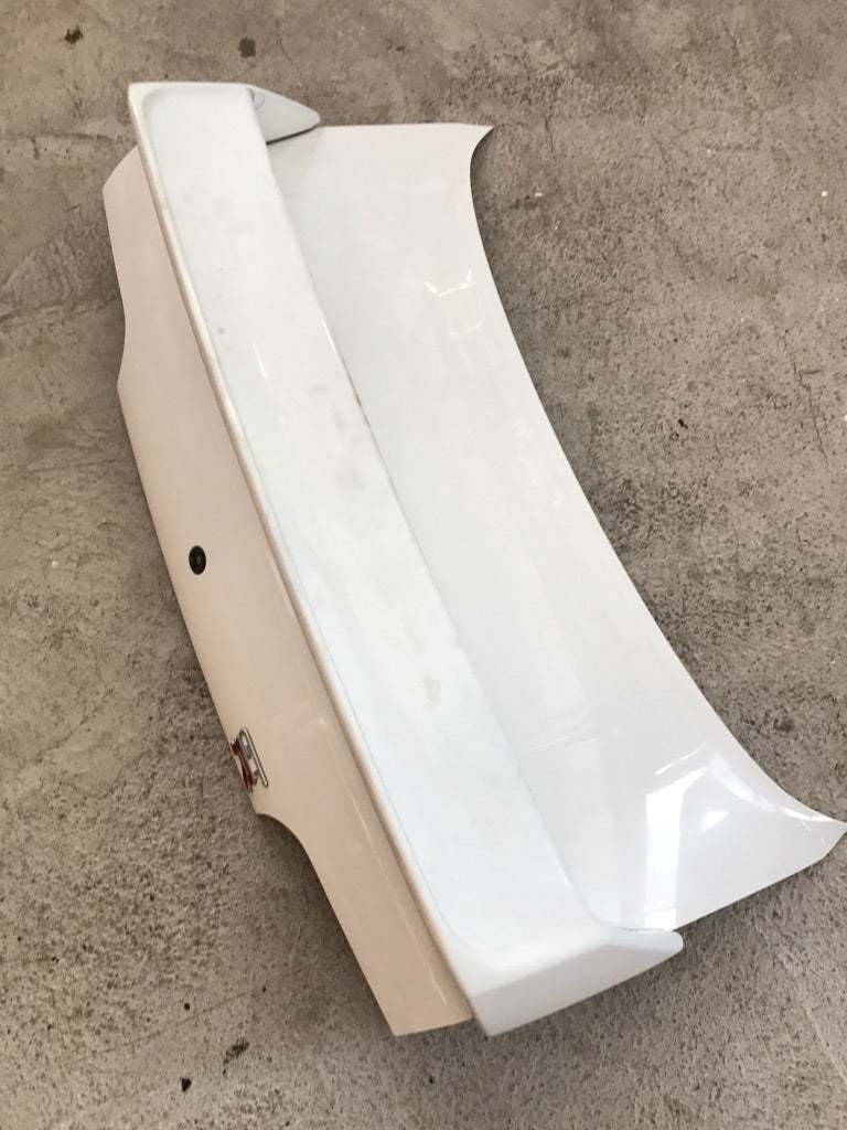 NISSAN SKYLINE R32 GTR - OEM BOOTLID AND SPOILER