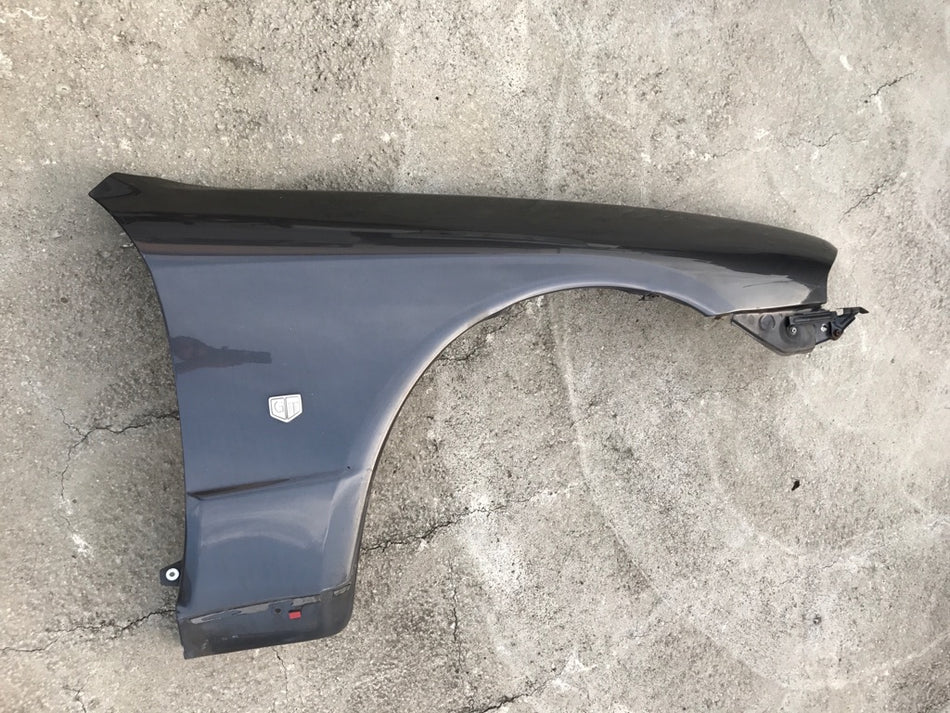 NISSAN SKYLINE R32 GTR GENUINE RIGHT FRONT FENDER