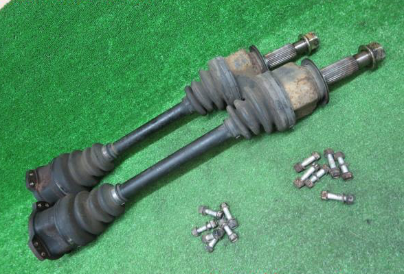 NISSAN SKYLINE R34 GTT REAR DRIVESHAFT AXLE PAIR