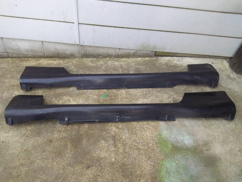 NISSAN SKYLINE R32 TYPE-M GENUINE OEM SIDE SKIRTS