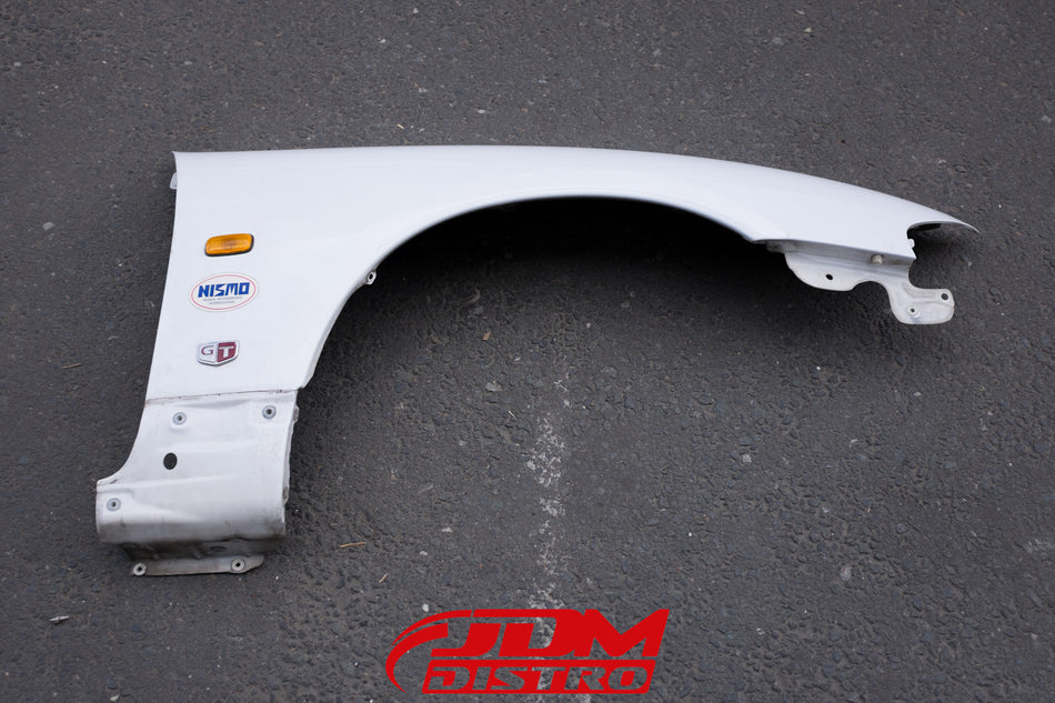 NISSAN SKYLINE R33 GTR RIGHT FRONT FENDER