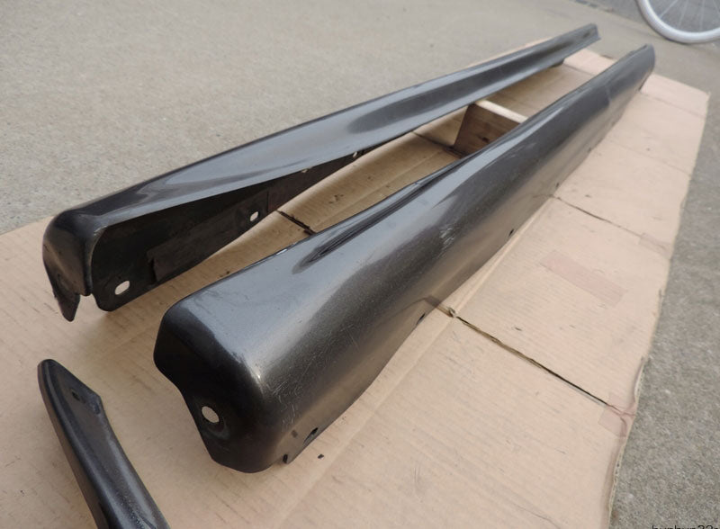 NISSAN SKYLINE R32 GTR OEM SIDE SKIRTS