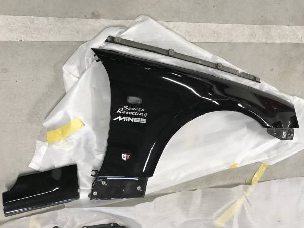 NISSAN SKYLINE R34 GTR FENDER LEFT & RIGHT W NISMO COVERS